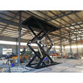 Height adjustable hydraulic scissor lift table